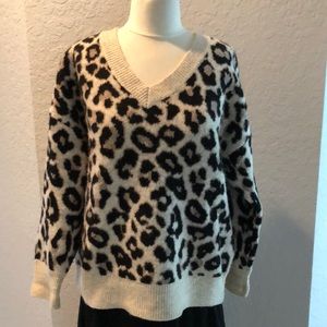 Vince Camuto Sweater